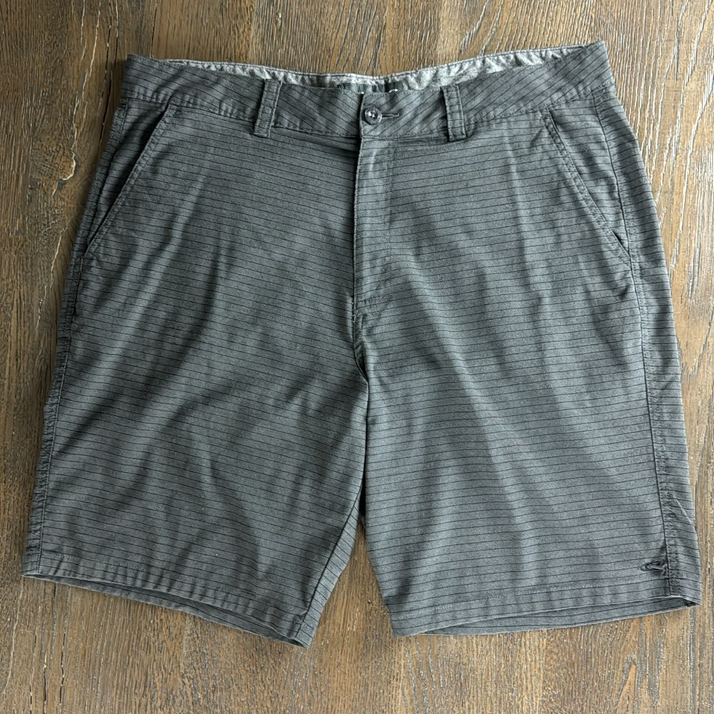O'NEILL™️ Men's Size 38x10 Gray/Black Pinstripe 'Carson' Hiking/Walking Shorts